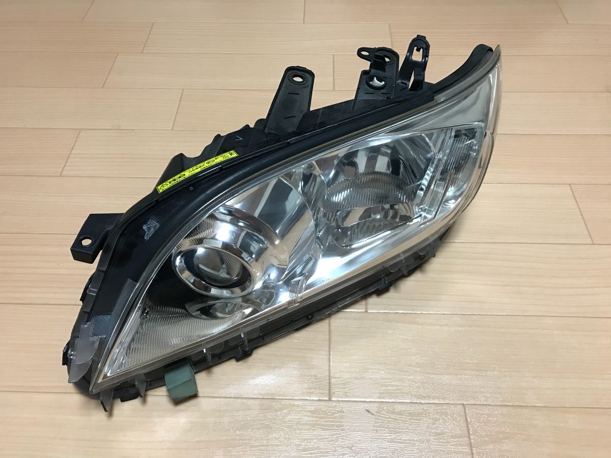 トヨタ ヴァンガード 純正 左 ヘッドライト ヴァンガード トヨタ 