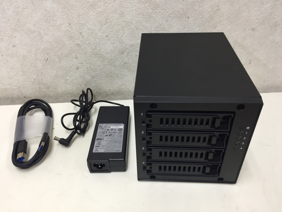 BUFFALO HD-QLU3/R5 USB3.0用 外付けHDD ハードディスクケース 現況品