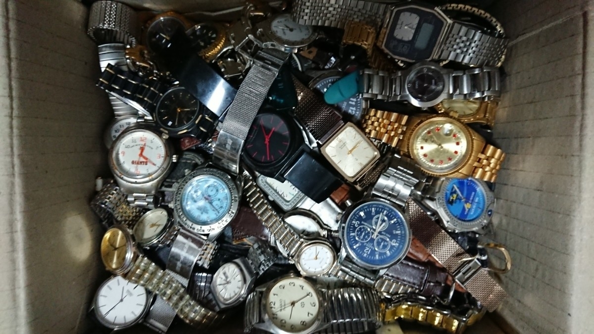 腕時計 大量まとめて 100本以上 SEIKO/CITIZEN/NIXON 他多メーカー 