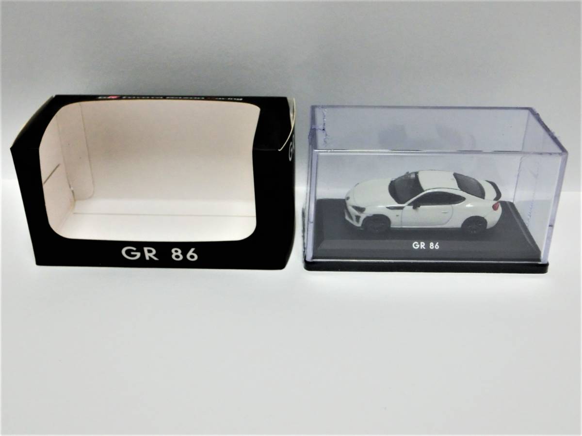 新品/未使用/非売品☆トヨタGR86プレミアムミニカー1/64透明ケース 