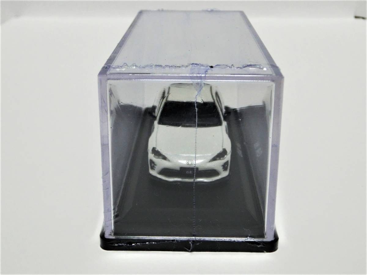 新品/未使用/非売品☆トヨタGR86プレミアムミニカー1/64透明ケース 