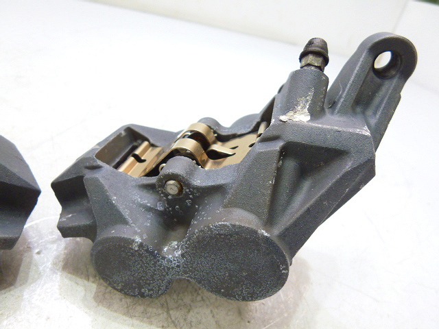 Yk9 YK9-32 YZF-R1 RN041 逆車 フロントブレーキキャリパー 左右 60(キャリパー)|売買されたオークション情報、yahooの ...