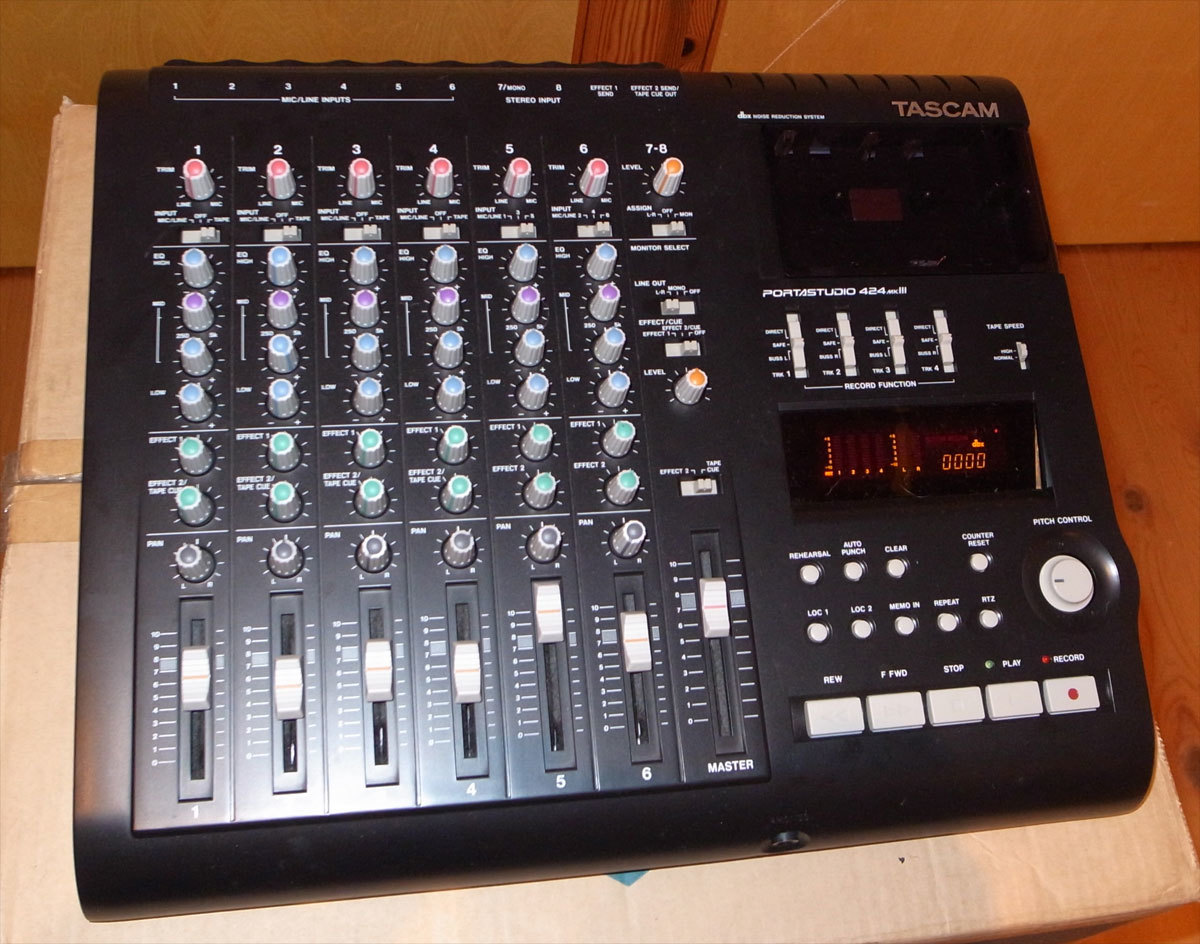 TASCAM PORTASTUDIO 424mkIII マルチトラックレコーダー Tascam 0