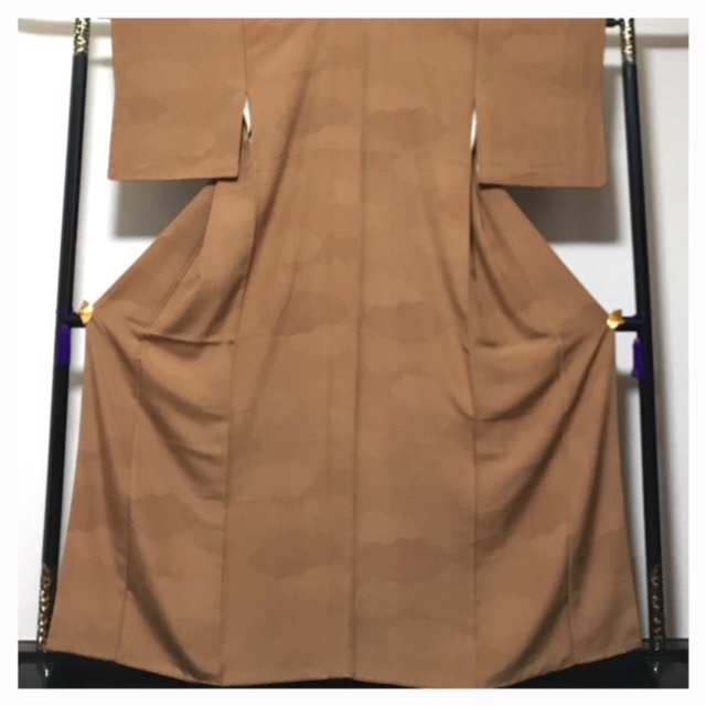 100%新品，格安 極上 逸品 江戸小紋 雲取り 繊細 江戸小紋 袷 一つ紋入り 品(仕立て上がり)｜売買されたオークション情報、yahooの商品情報をアーカイブ公開 - オークファン 仕立て上がり