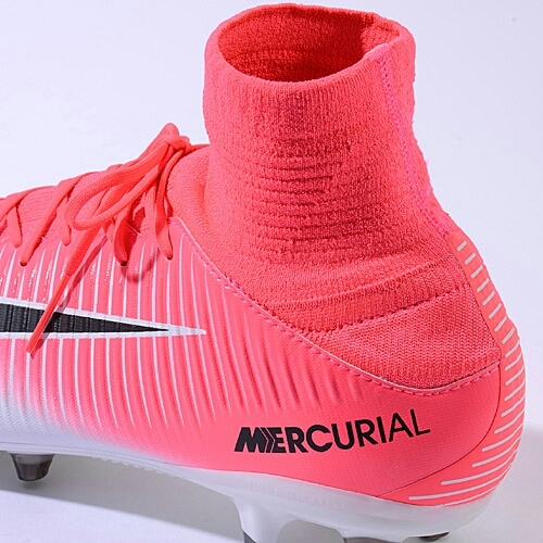 ナイキ サッカースパイク ハイパーヴェノム ファタル Ⅱ ナイキ