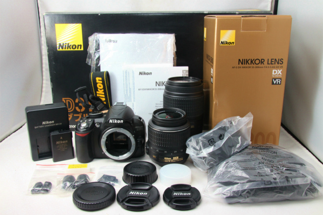 Nikon ニコンD3100レンズキット デジタルー眼カメラ　付属品完備 Nikon D3100 ダブルズームキット | デジタル一眼レフカメラ 極美品