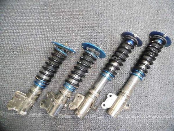 スバル インプレッサ GDB Eにて使用 BLITZダンパーZZR車高調 たわし