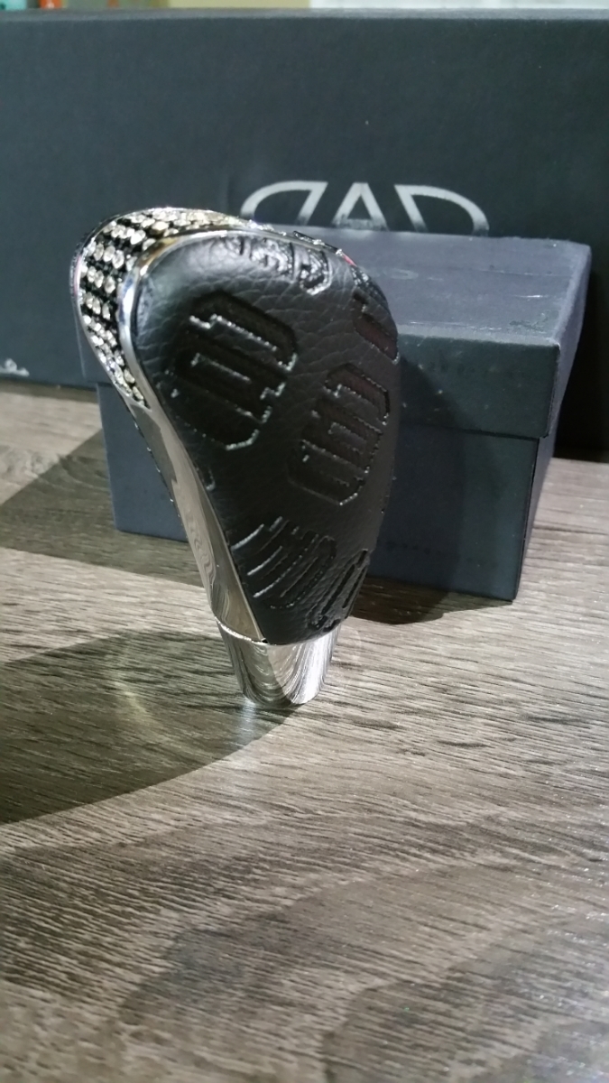 取り付け車種お調べします。　新品送料無料　DAD ギャルソン　シフトノブ　モノグラムグリッター_3