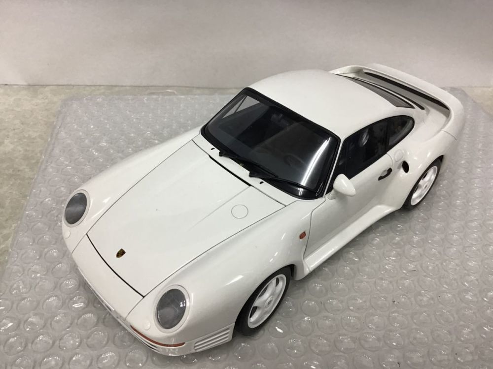 箱無 オートアート 1/18 ポルシェ959 /ミニカー ホワイト オートアート