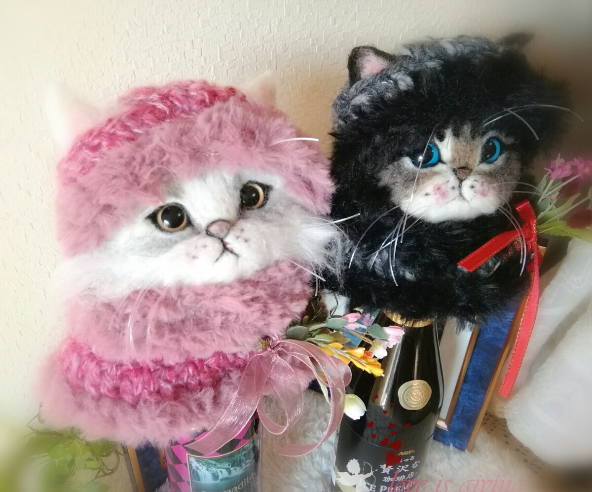 チンチラ子猫ちゃんモフモフ帽子ブローチ(ФωФ)羊毛フェルト