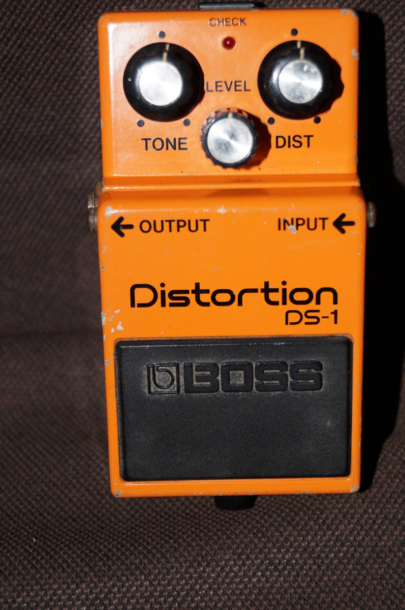 BOSS DS-1 日本製（82年製） Distortion 人気 日本製 ディストーション