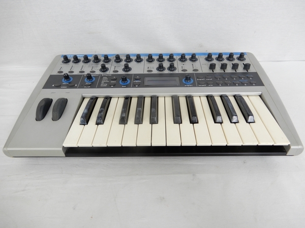 Novation K 25-Key Synthesizer Station | K-Station Used 8-Voice