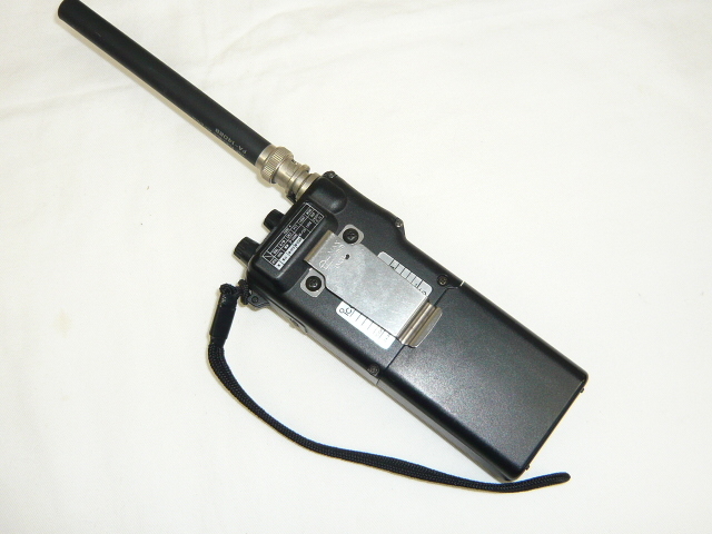 ②アイコム IC-2S 144MHz FM トランシーバー BP-90、FA-140BB付き
