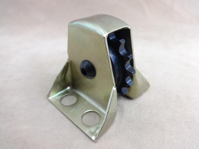 APE APE Z1，Z2，KZ系軽量強化トップアイドラーASSY 12057-001HP①' Z1