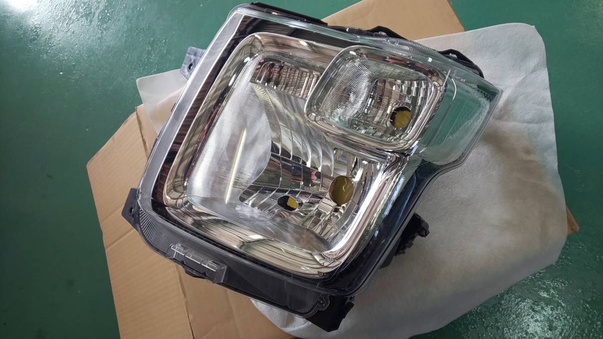 即決有 スズキ ワゴンR MH35S MH55S 純正 左 ヘッドライト
