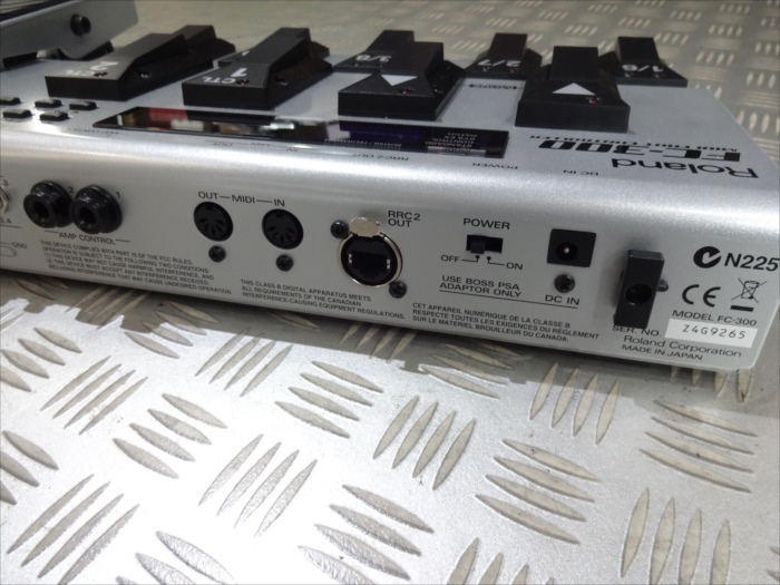楽器即決△Roland / FC-300 （ローランド）_エクスプレッション機能等