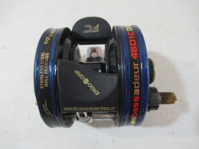 アブガルシア Ambassadeur 4601C DFL IAR（左ハンドル）青 【公式通販】