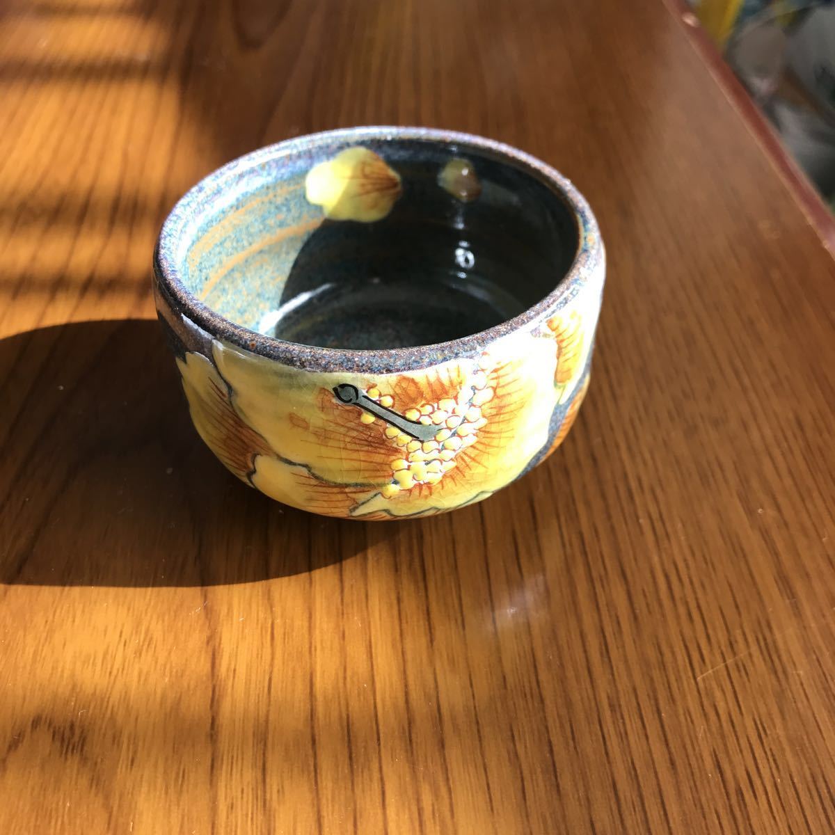 【赤字超特価，安い】 九谷焼 葵の図 ぐい呑み 福田良則(酒器)｜売買されたオークション情報、yahooの商品情報をアーカイブ公開 - オークファン 九谷