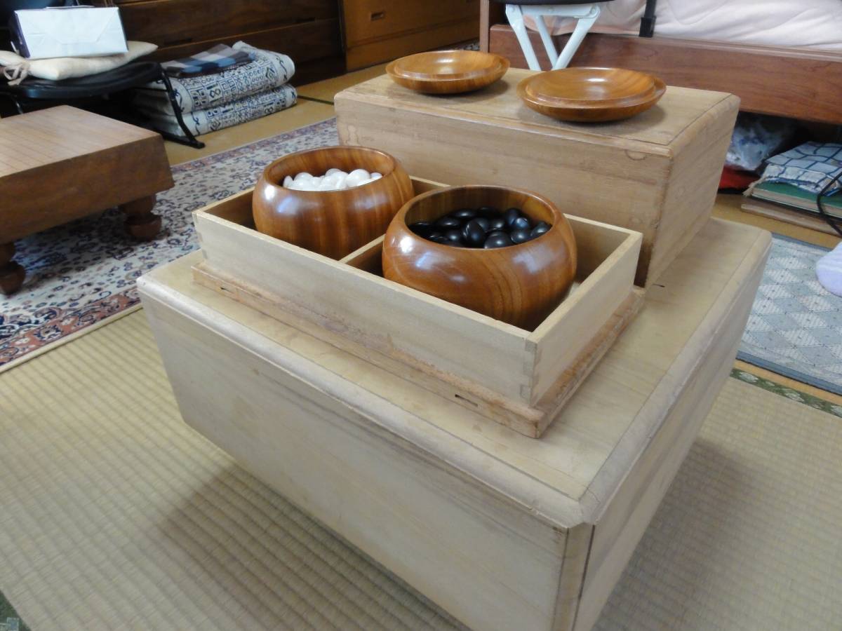 碁盤 本榧 5.7寸 碁石付きセット 桐カバー及び桐碁笥箱付き K2467