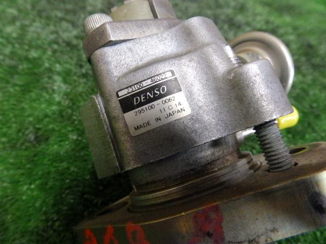 832698 プログレ JCG10 フェールポンプ 23100-46022 1JZFSE