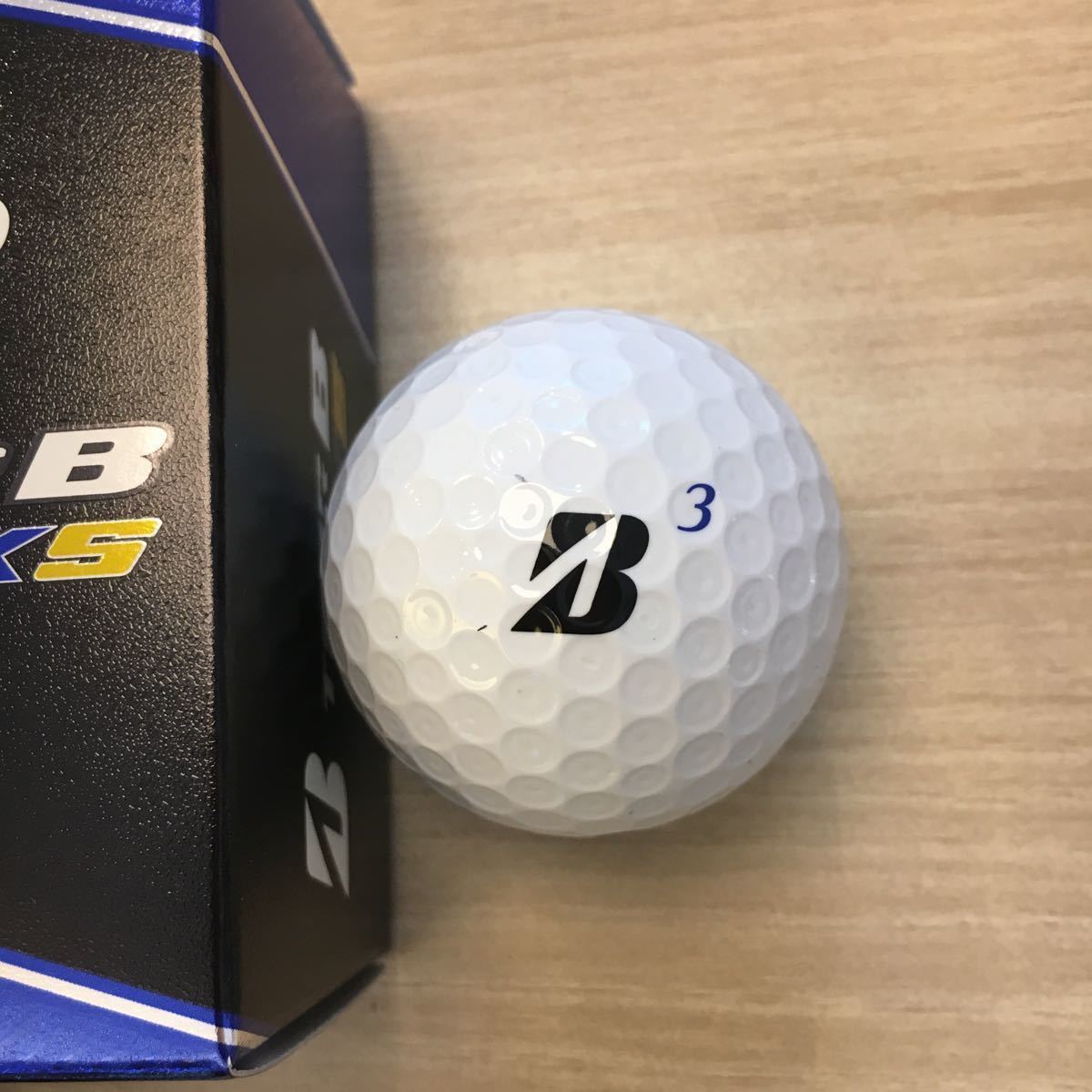 新品 最新 2017年 ブリヂストンツアーB XSゴルフボール2ダース(24個)ホワイトNEW_2