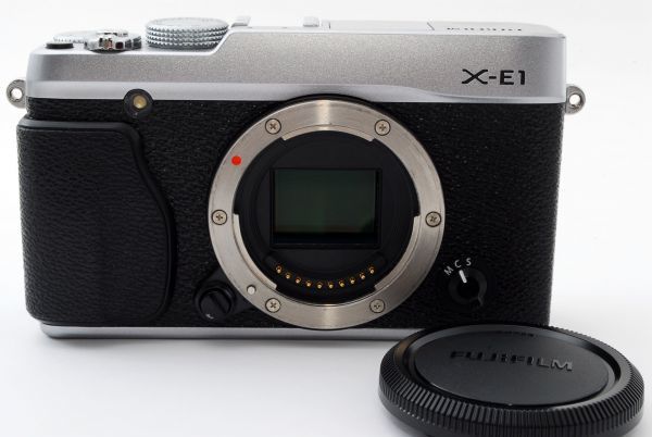 ☆美品☆FUJIFILM 富士フィルム X-E1 ボディ #2238 X-E1 FUJIFILM
