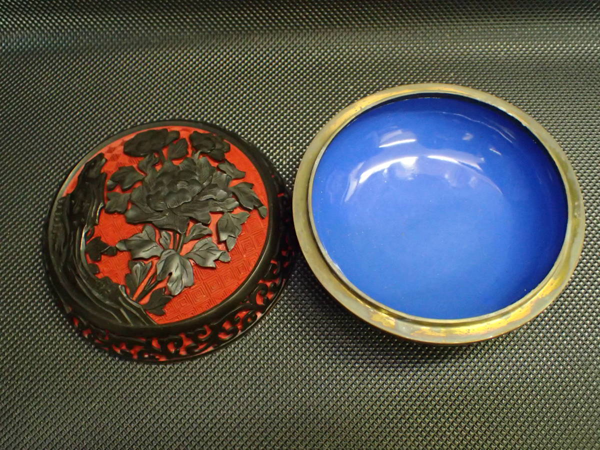 中国　堆朱　倶利雕　香合　時代箱付　M　R8563 中国 堆朱 倶利雕 香合 時代箱付 M R8563 【公式通販】