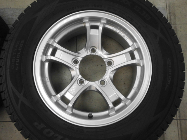 ジムニーシエラ☆205/70R15 スタッドレスタイヤ 2015年製造 ☆5.5J×15+