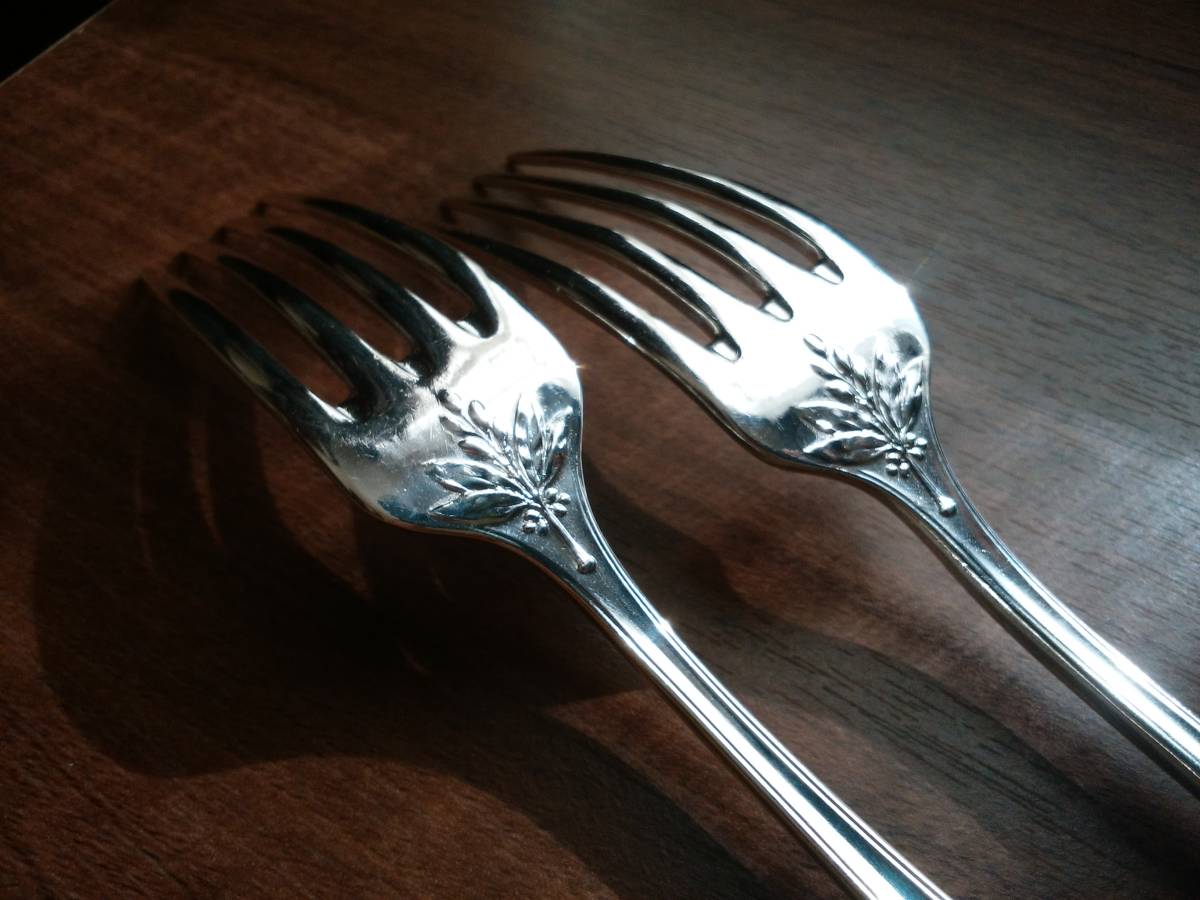 クリストフル Christofle ローリエ 希少モデル シルバープレート 銀メッキ テーブルフォーク 2本 アンティーク_3