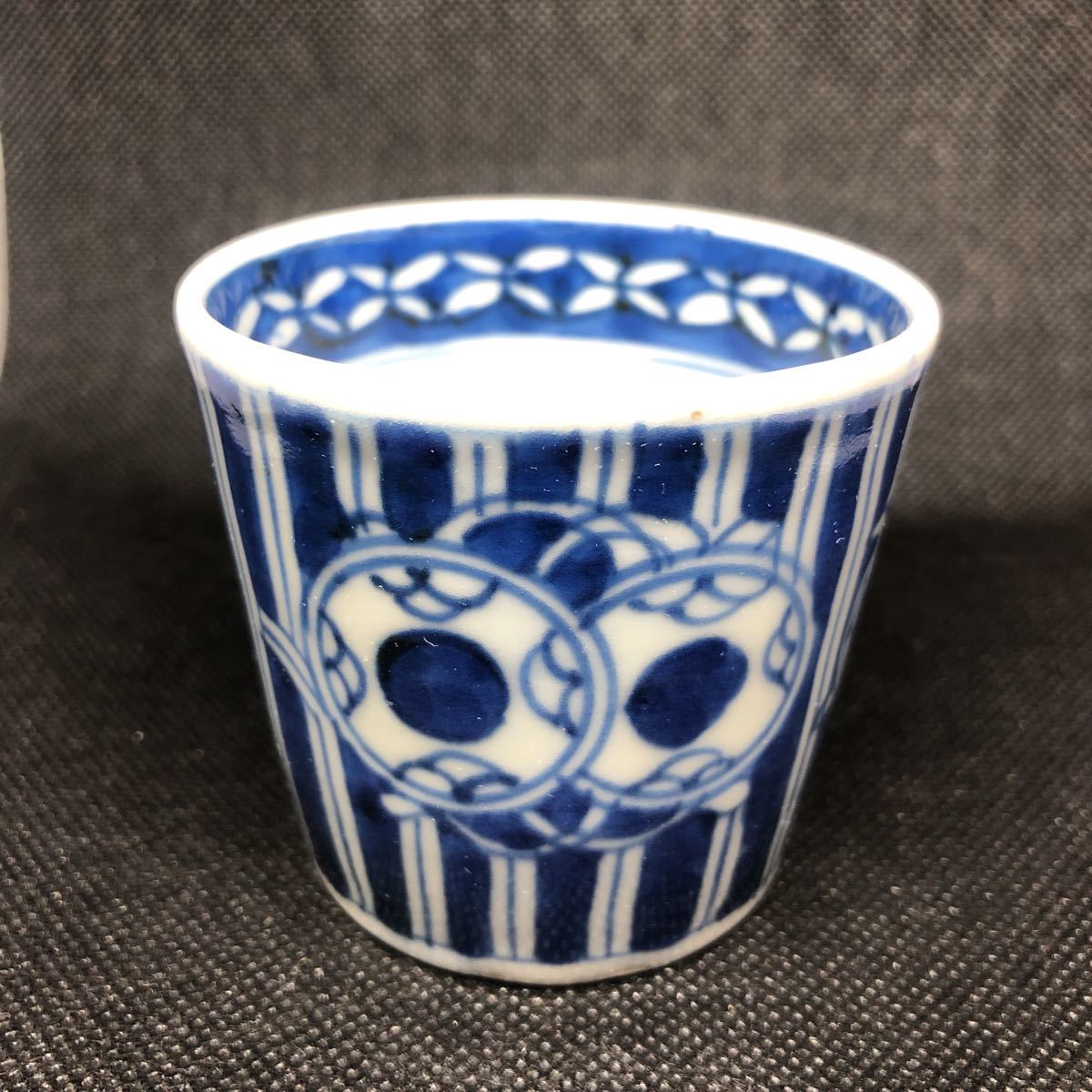 超激得，品質保証 1円スタート 江戸後期 古伊万里 蕎麦猪口 丸文 骨董 古美術 工芸 民芸 レトロ 酒器 食器 雑器 古道具 古陶磁(染付)｜売買されたオークション情報、yahooの商品情報をアーカイブ公開 - オークフ 伊万里、有田