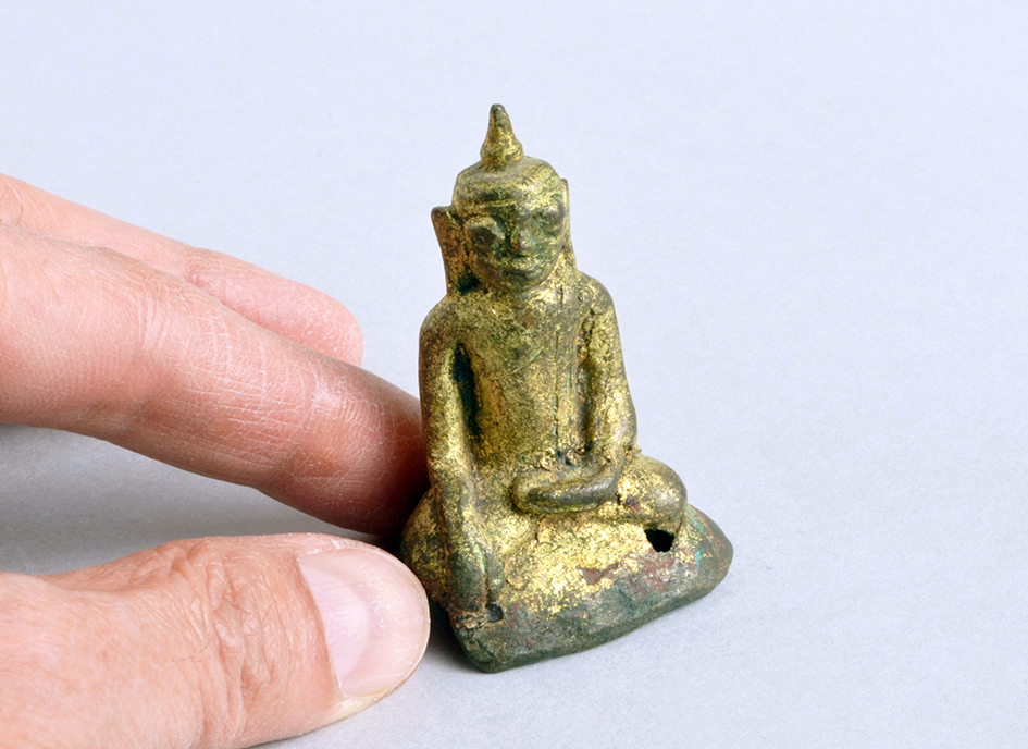 ビルマ（ミャンマー）シャン州 青銅製 仏像 17～18世紀頃 / 発掘出土品