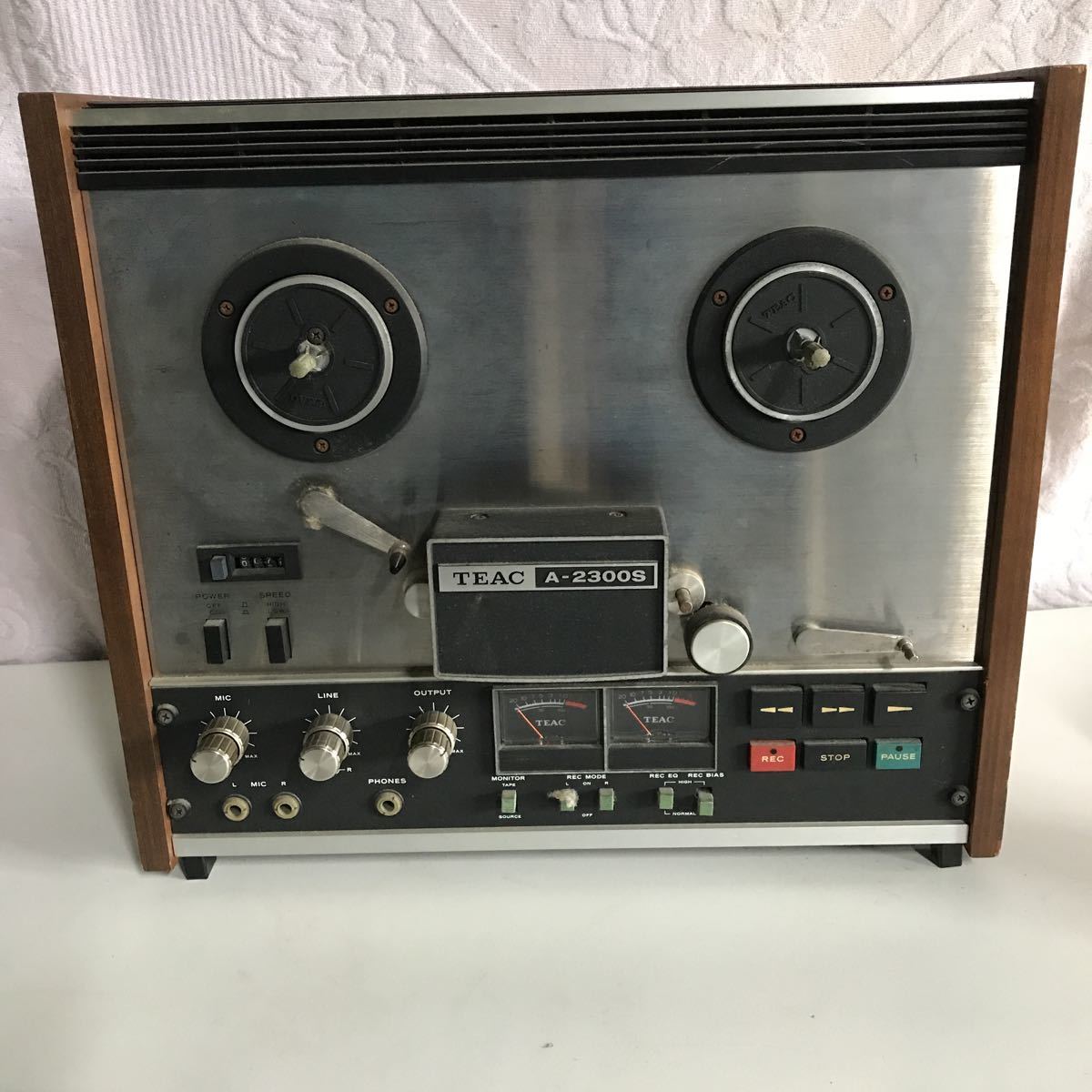 TEAC A-2300S オープンリールデッキ 現状品 TEAC オープンリールデッキ A-2300S ティアック ☆TEAC A-2300S☆48