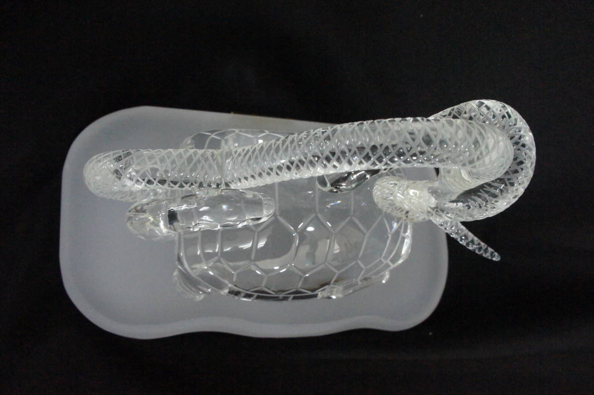 玄武伝統的工芸品 山梨ジュエリーミュージアム／水晶美術彫刻職人米長