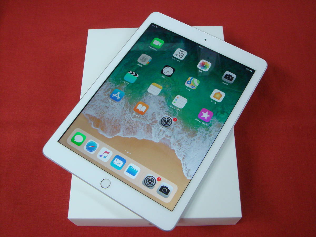 iPad WiFi 32GB Wi-Fiモデル A1822 第5世代 9.7インチ シルバー 中古美