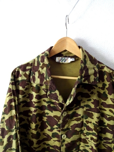 レア□A BATHING APE:ベイシングエイプ□猿カモ柄□シャツ&パンツ パジャマ