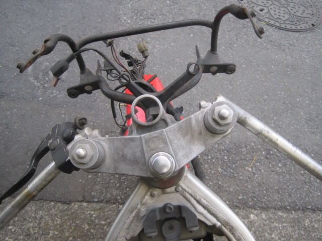 TZR250　フレームAssy　書類付き　引き取り限定！前後足回り等色々付いてます！！！_10