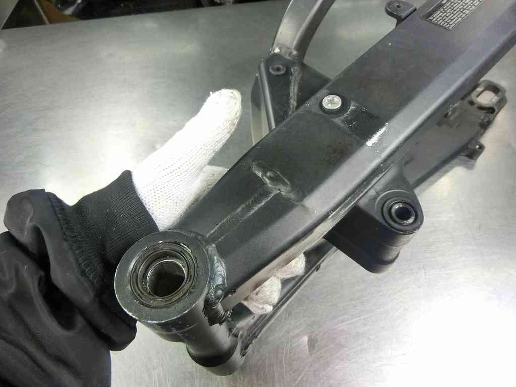 ZX-10R Swingarm Products – SWING MAGIC ZX-10R”HEAT Racing Suter