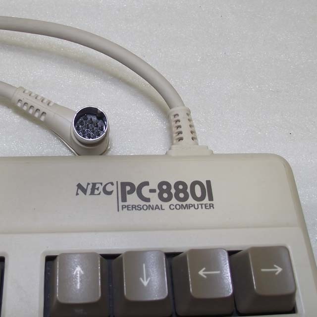 NEC PC-8801mkIIFR 本体とキーボード 動作品 NEC PC-9801 PC-8801用