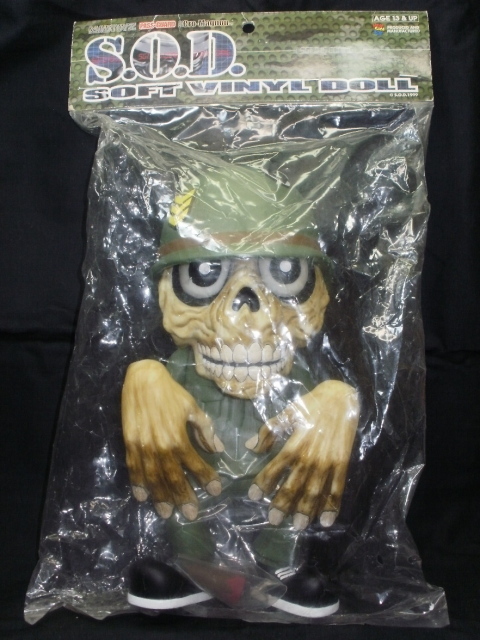 S.O.D SODマッドトイズMADTOYSメディコムトイソフビスラッシュメタル S.O.D フィギュア メディコムトイ サージェントD SOD MAD TOYZ