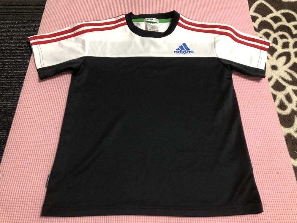 アディダス 半袖tシャツ 140センチ トップス キッズ Adidas 140 135 144cm 売買されたオークション情報 Yahooの商品情報をアーカイブ公開 オークファン Aucfan Com