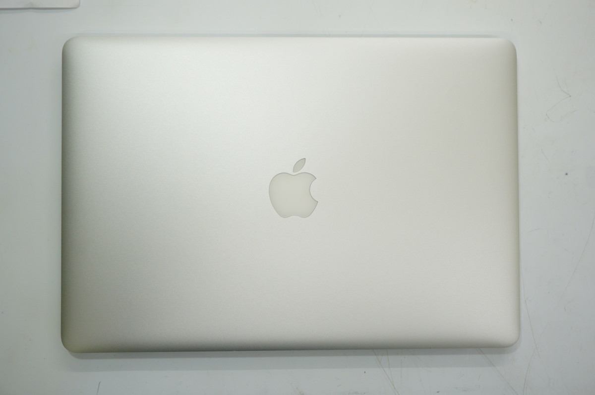 MacBook Pro Apple MJLQ2LL⁄A Retinaディスプレイ 15.4型 Apple 