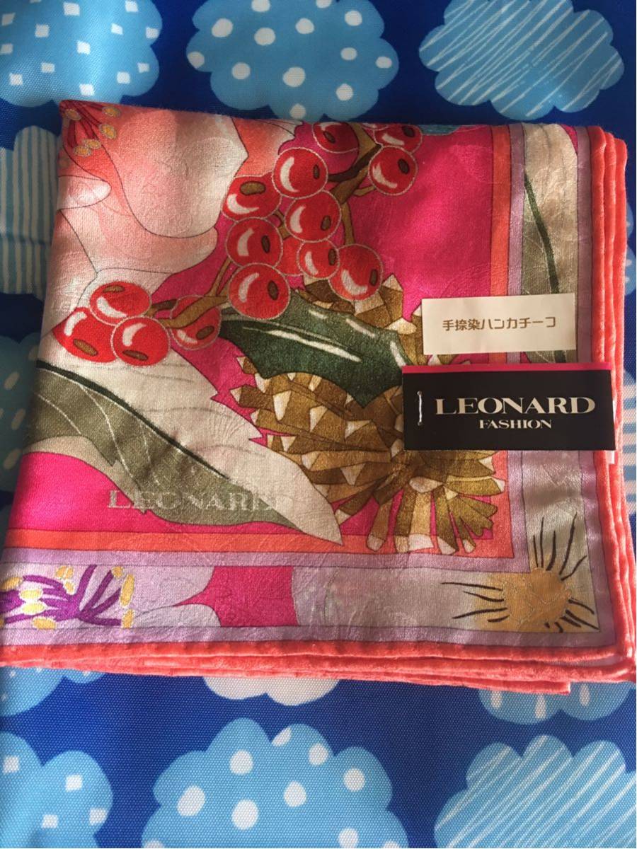 レオナール LEONARD 手捺染ハンカチーフ 大判 シルク×綿 ハンカチ ミニスカーフにも 未使用p