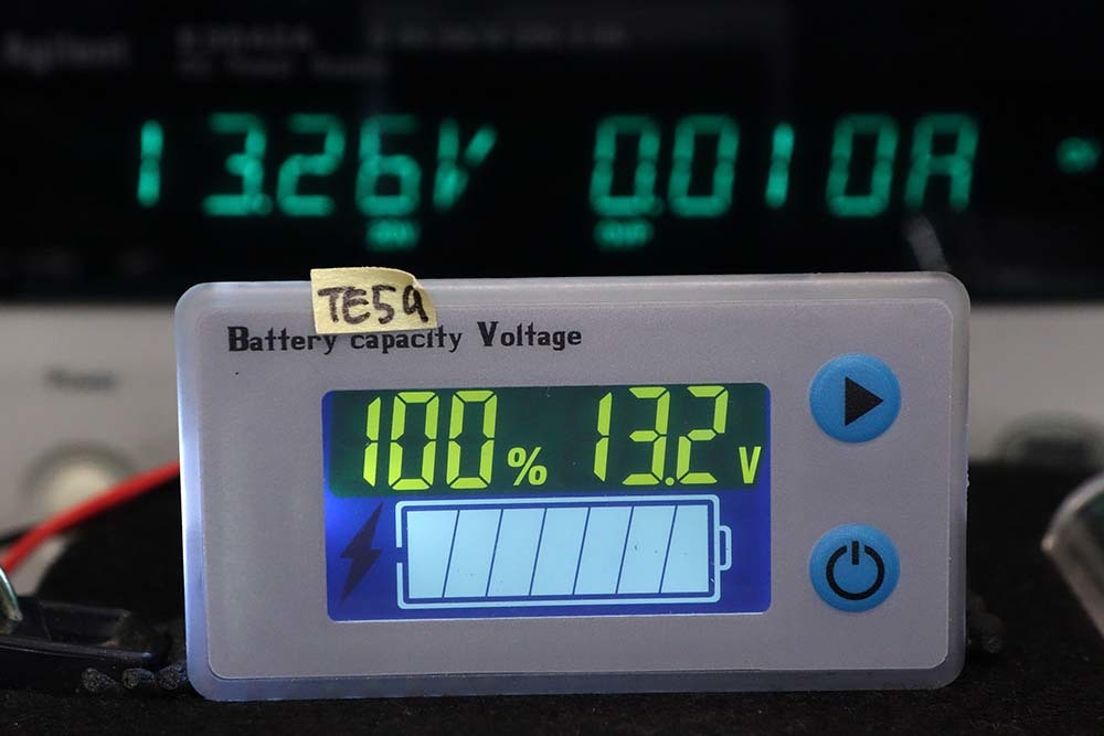 Te5a 訳アリ バッテリー デジタル モニター 電圧計 残容量 温度 Low Battery警告 約10maの低消費電流 12v 24v 48 自動車 独立ソーラー 計器 売買されたオークション情報 Yahooの商品情報をアーカイブ公開 オークファン Aucfan Com