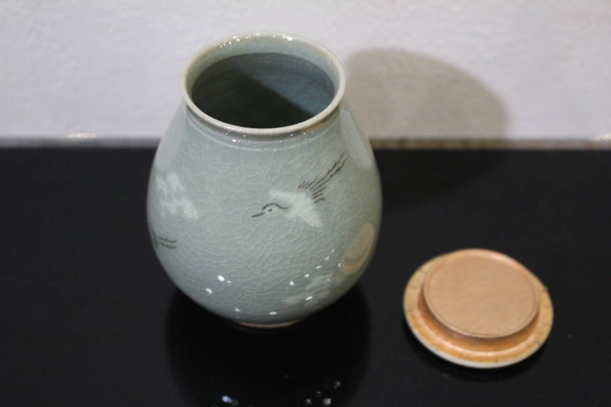 中古品】 人間国宝 柳海剛 作 双鳥華紋 共箱 茶道具 ⑧ Q557. 韓国