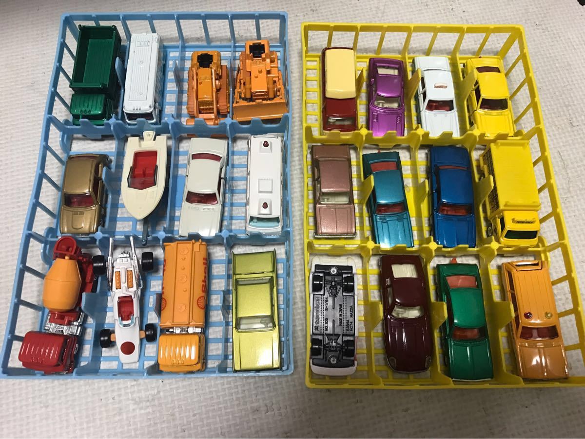 マッチボックス コレクターズ ミニケース ミニカー24台付き_3