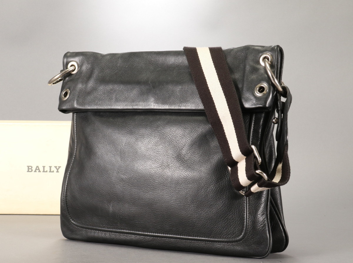 1円 定価101 000円 バリー レザー ストライプ 斜め掛け ショルダー バッグ メンズ レディース メッセンジャー 通勤 サコッシュ ...