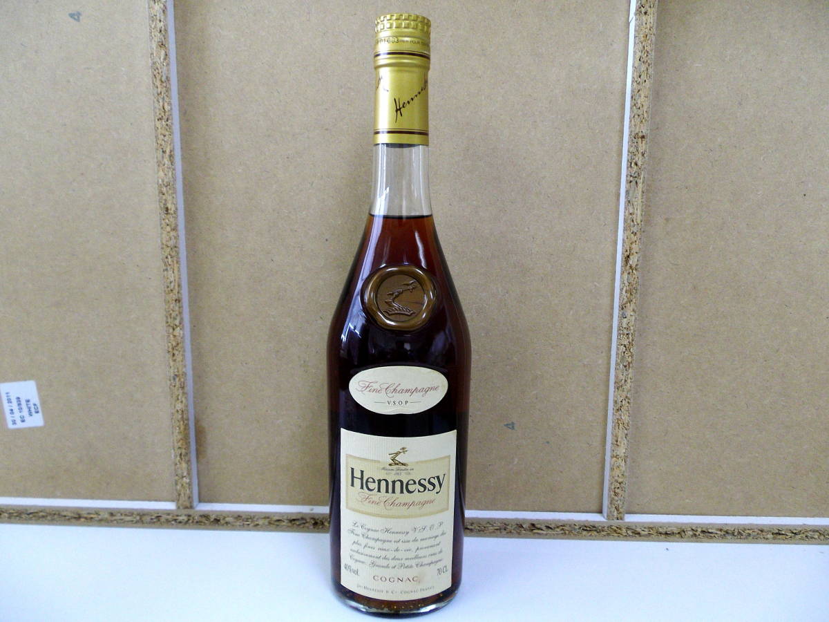 ヘネシー VSOP Hennessy 700ml シャンパーニュ 安い商品を通販サイト 