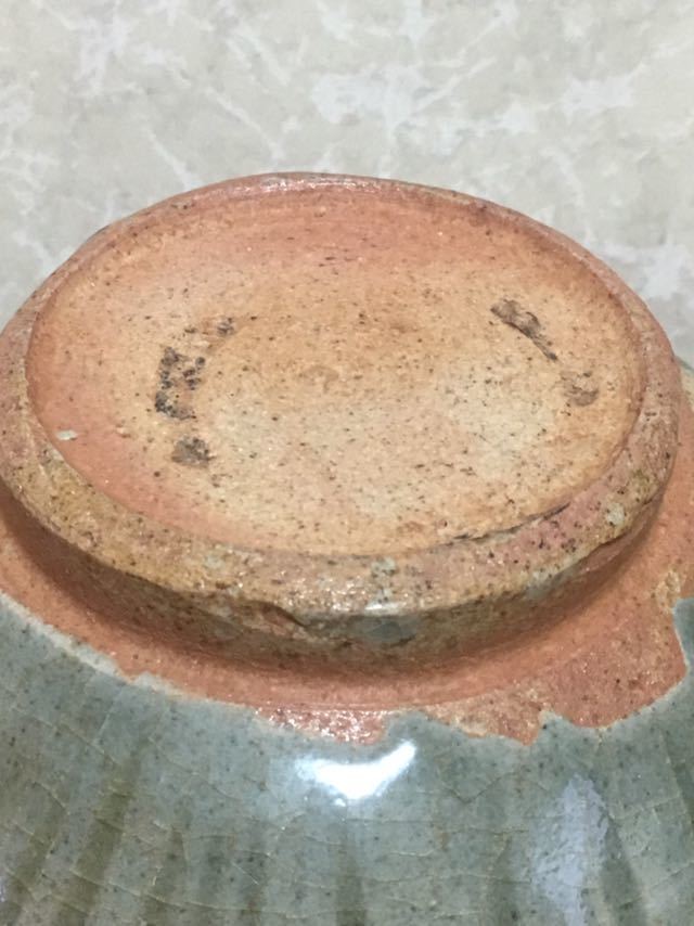 青磁鉢 タイ サワンカローク 宋胡録 骨董 サワンカローク窯 14〜15世紀