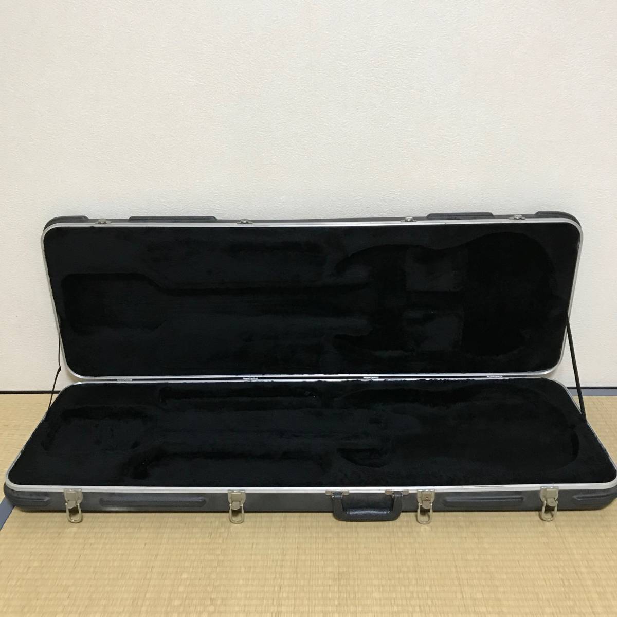 Musicman Stingray スティングレイ 純正ハードケース ミュージックマン