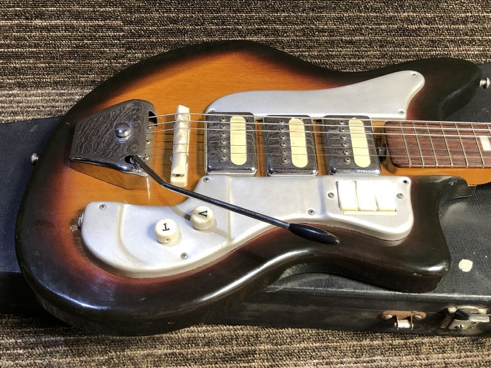 1960s Guyatone LG-100T Vintage 3 Pickup Electric Guitar Sunburst